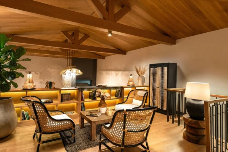 kazdağlarında şömineli oda